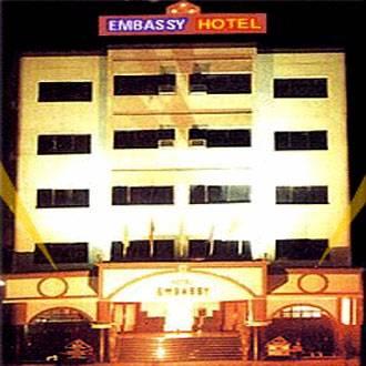 Embassy Hotel Σουράτ Εξωτερικό φωτογραφία